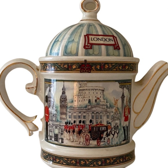 Vintage Sadler teapot, horseguards, Limited Edition, London Heritage Series - Picture 3 of 7